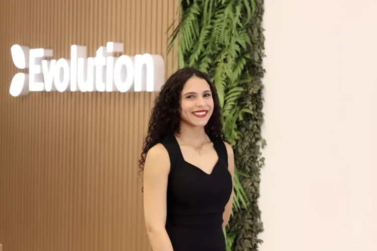 Apresentador de jogos Evolution, Vaga apresentador de jogos, Evolution Sao Paulo, Estudio Evolutio São Paulo, Vaga dealer, vaga cruipe online sao paulo