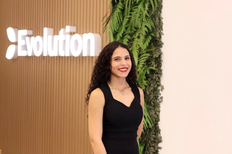 Apresentador de jogos Evolution, Vaga apresentador de jogos, Evolution Sao Paulo, Estudio Evolutio São Paulo, Vaga dealer, vaga cruipe online sao paulo