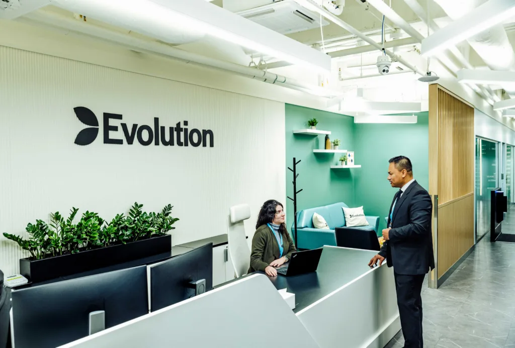 Evolution Canada Career Path Office and Facilitiies Management 1024x692 jpg