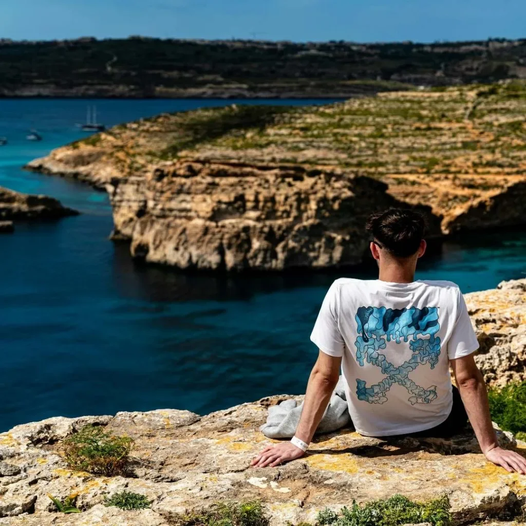 1x1 Web photos 4 2 1024x1024 jpg