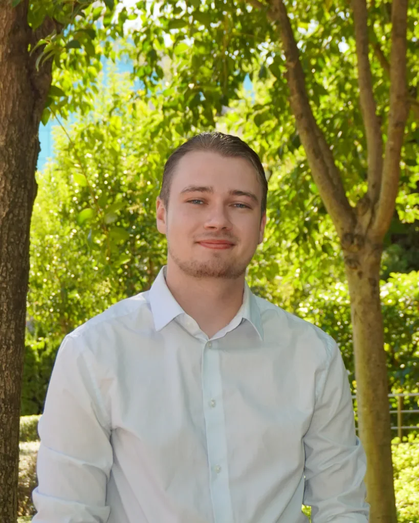 DSC01713 819x1024 jpg